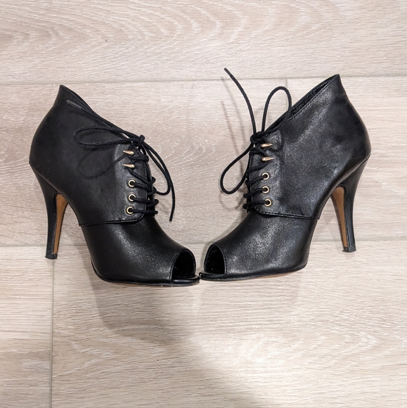 Aldo Peep-Tow Booties - Picture 1 of 7